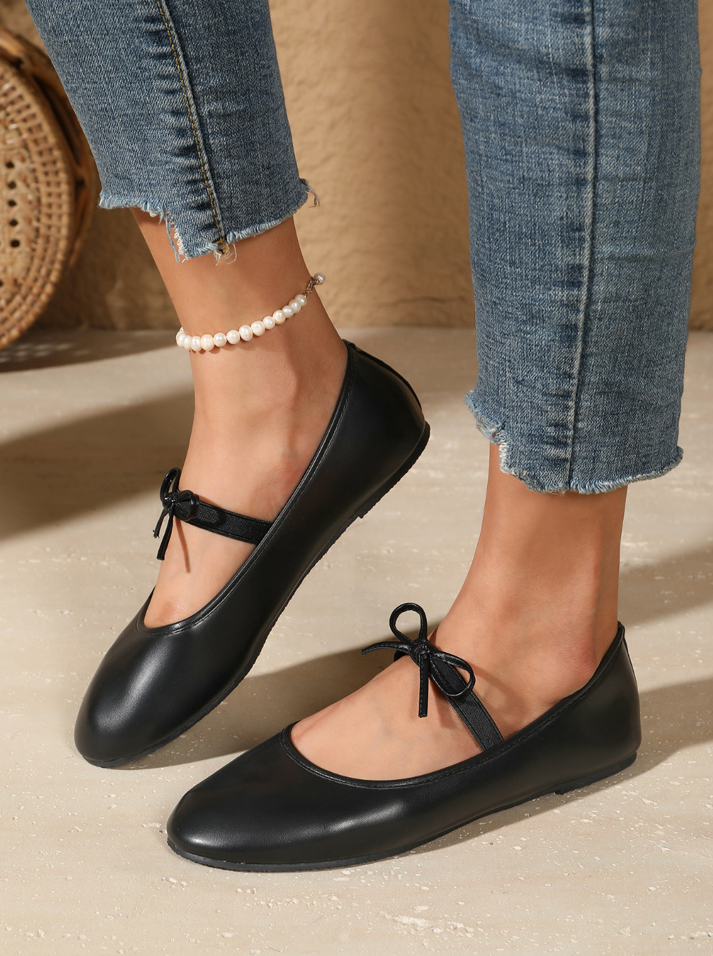 Women’s Vintage Mary Jane Ballet Flats – Elegant Round-Toe Strap Shoes for Everyday Wear