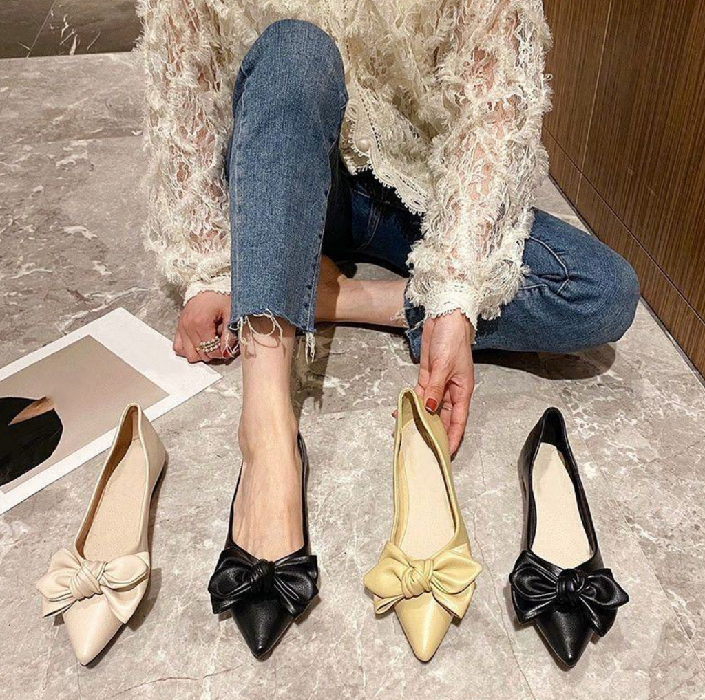 Women’s Elegant Pointed-Toe Flat Shoes – Korean-Inspired Chic Slip-On Flats for Everyday Wear