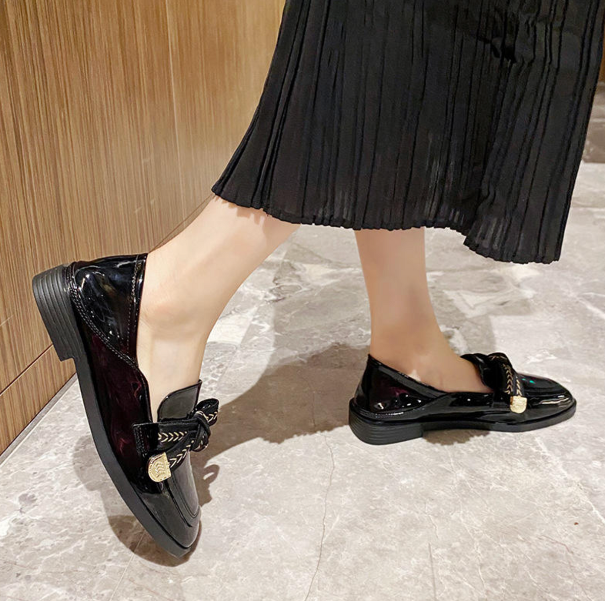 Women’s Elegant British-Style Flat Shoes – Classic Chic Round-Toe Flats for Sophisticated Everyday Wear